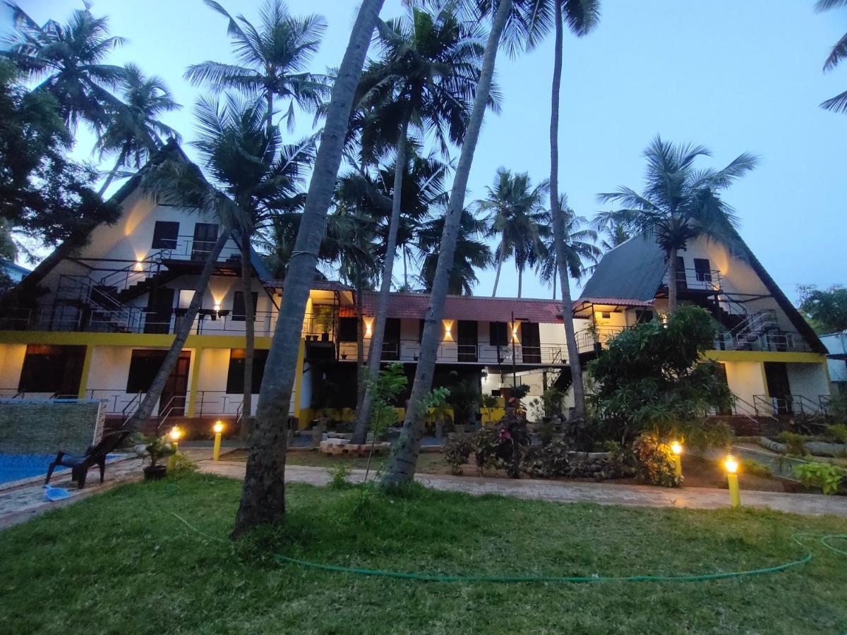 Pv Cottages Serenity Beach ปอนดิเชอรี ภายนอก รูปภาพ